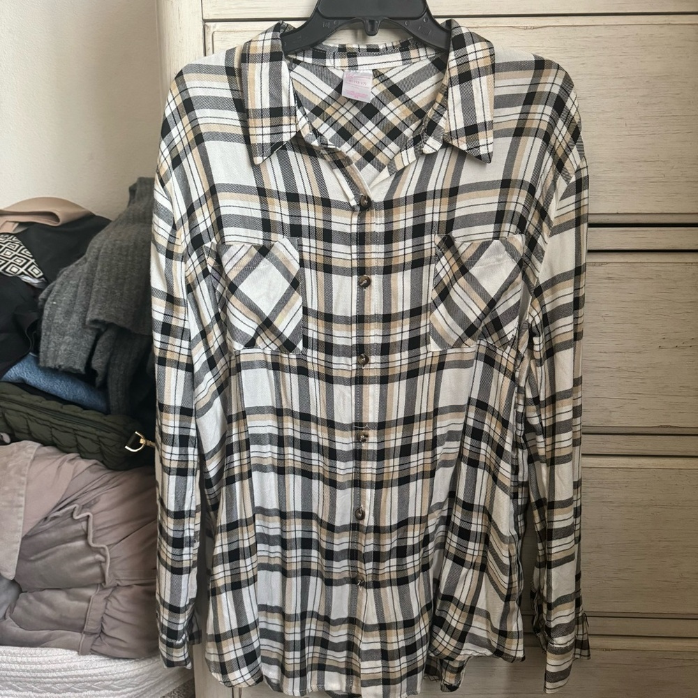 No Boundaries Plaid Button Up